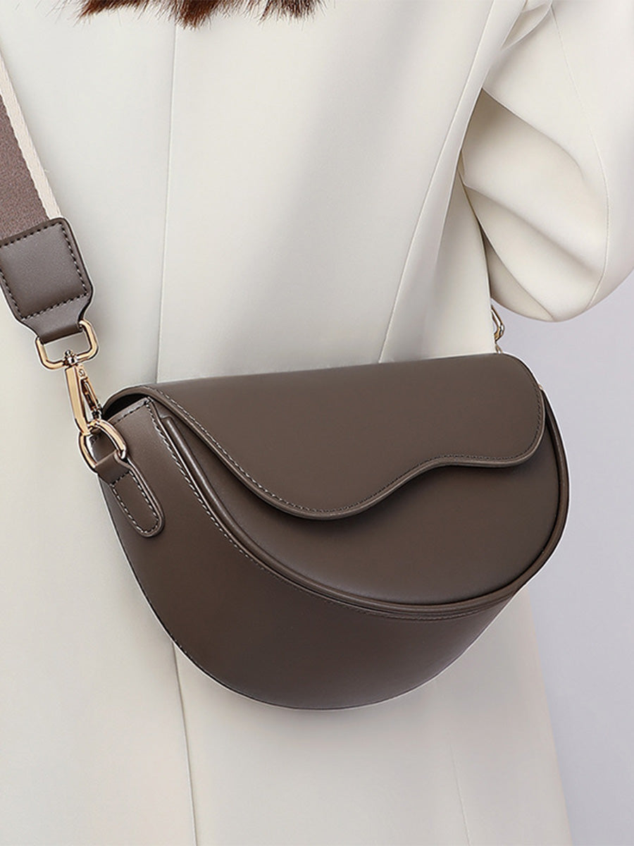 Gold Chain Baguette Crossbody Bag