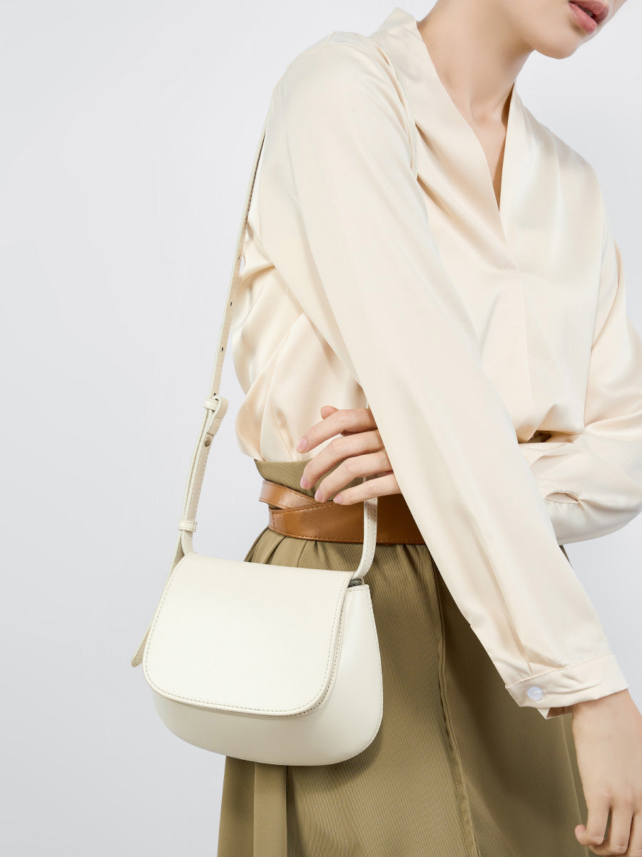 Vintage Shell Crossbody Bag