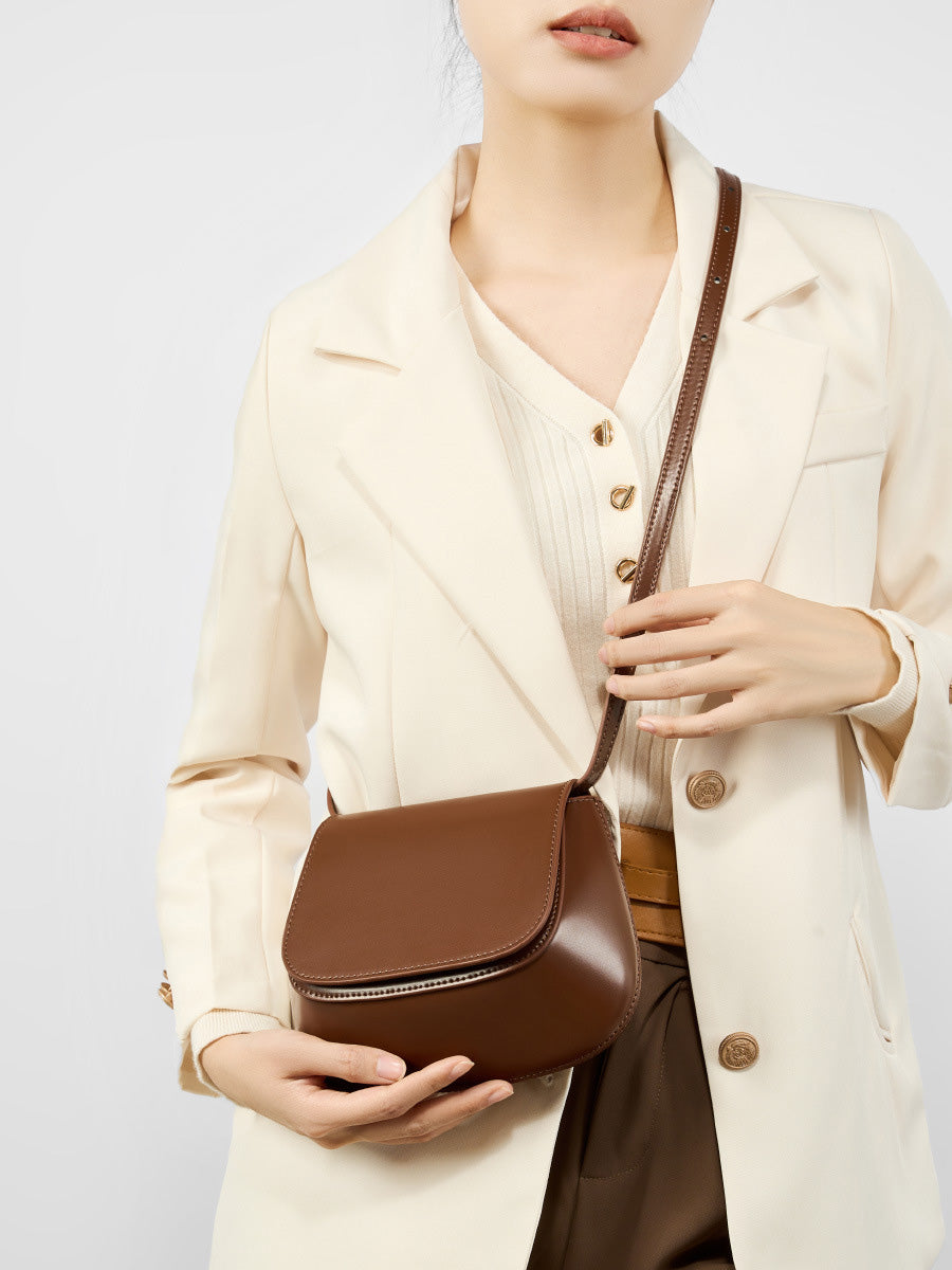 Vintage Shell Crossbody Bag